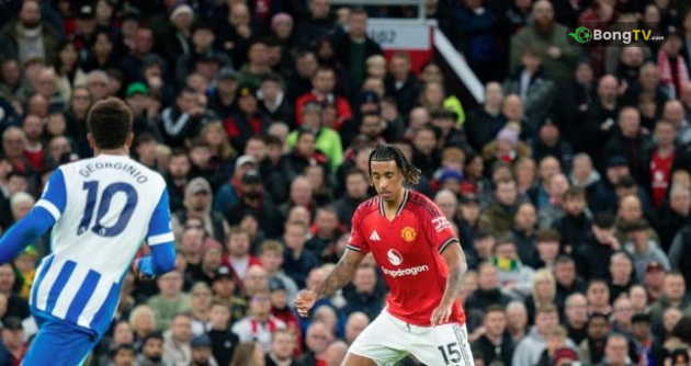 Leny Yoro – 6,6 điểm: Khởi đầu thiếu tự tin nhưng càng chơi càng ổn định, đặc biệt trong hiệp hai. Tài năng trẻ người Pháp cho thấy khả năng đọc tình huống tốt dù vẫn cần cải thiện ở khâu kèm người.