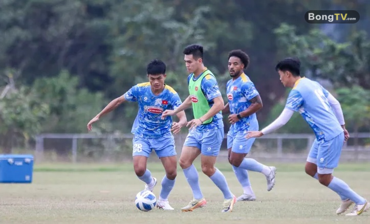 Việt Nam đã sẵn sàng cho cuộc chạm trán Lào.