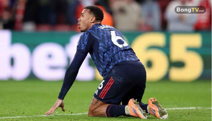 Chấn thương của Gabriel mang đến cơn đau đầu cho Arteta.