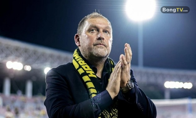 HLV Cklamovski hài lòng với các học trò.