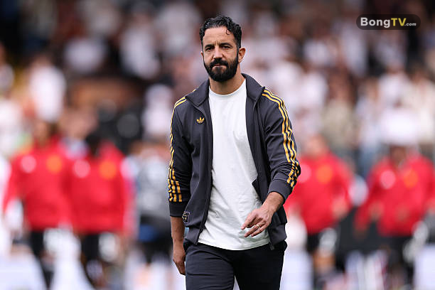 Phải mất 2 tháng Amorim mới có trong tay lực lượng mạnh nhất.