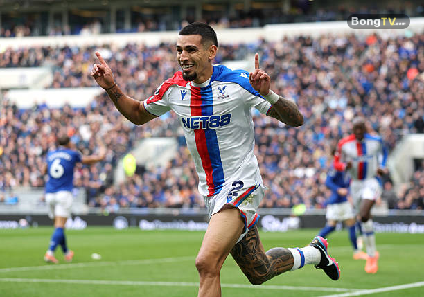 Munoz là một trung vệ hàng đầu Ngoại Hạng Anh hiện tại.