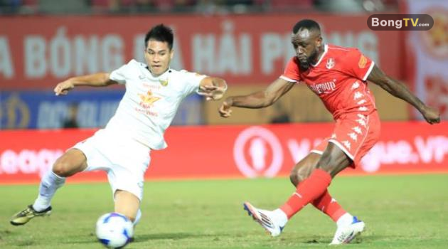 Tagueu giúp hàng công của Hải Phòng trở nên lợi hại.