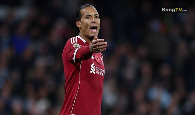 Virgil Van Dijk là thủ lĩnh đích thực của Liverpool.