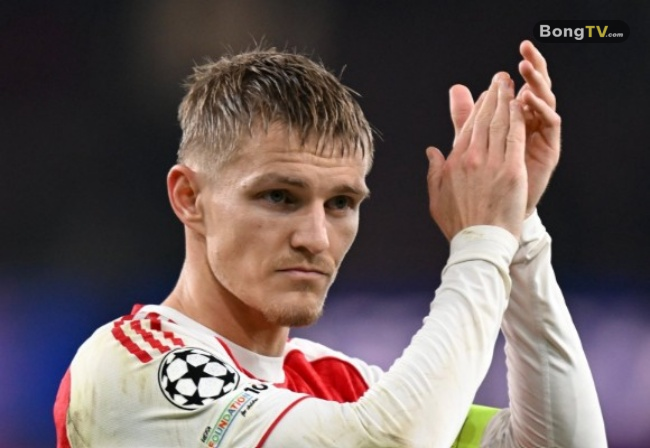 Odegaard chuẩn bị tái xuất ở Arsenal.