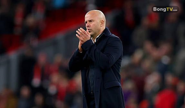 Arne Slot lên tiếng sau trận thua tủi hổ của Liverpool trên sân nhà.