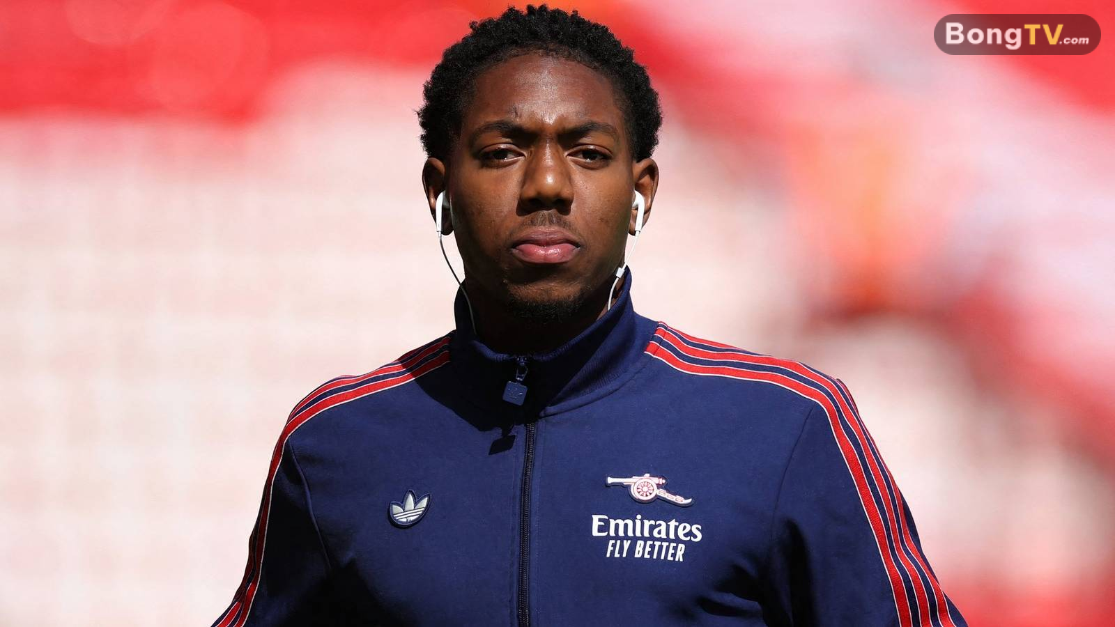 Pháo thủ không có ý định chia tay Lewis-Skelly.