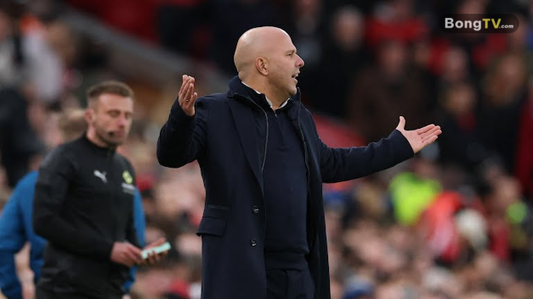 Slot đang đối diện áp lực lớn.