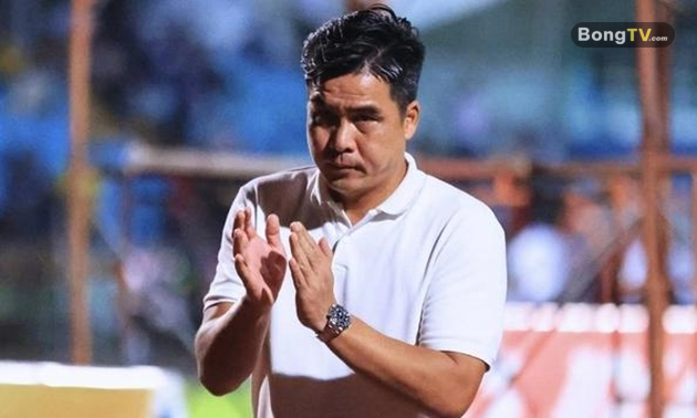 Ông Nguyễn Việt Thắng nhận thẻ đỏ ở Cúp quốc gia.