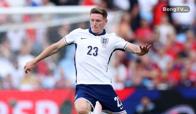 Anderson là một tiền vệ toàn diện.