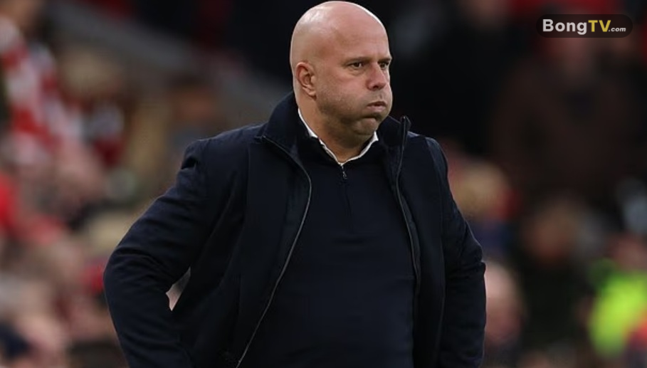 Slot đang trải qua giai đoạn khó khăn với Liverpool.