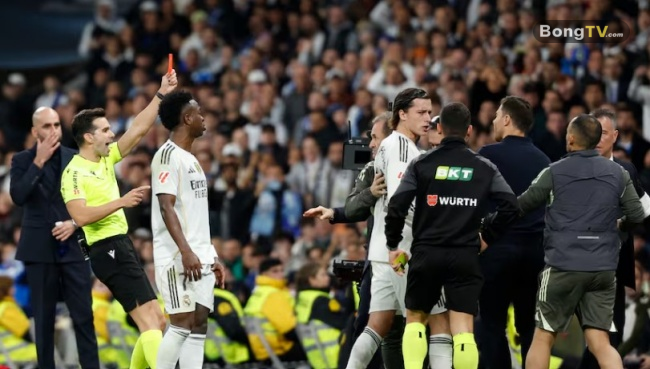 Alonso không hài lòng về công tác trọng tài.