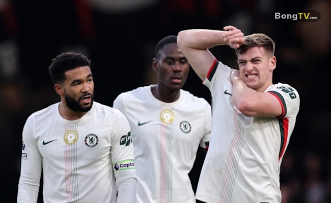 Delap vắng mặt vì chấn thương.