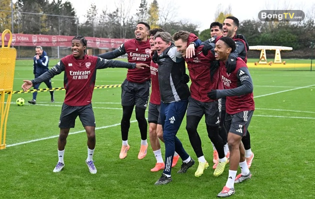 Jesus trở lại đội hình Arsenal dự Champions League