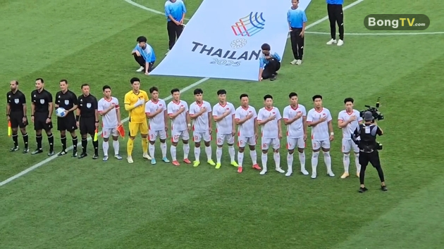 U22 Việt Nam từng hát Quốc ca mà không có nhạc.