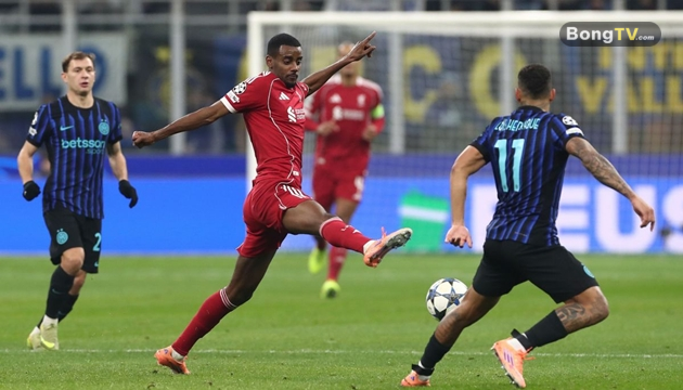 Alexander Isak tiếp tục gây thất vọng.