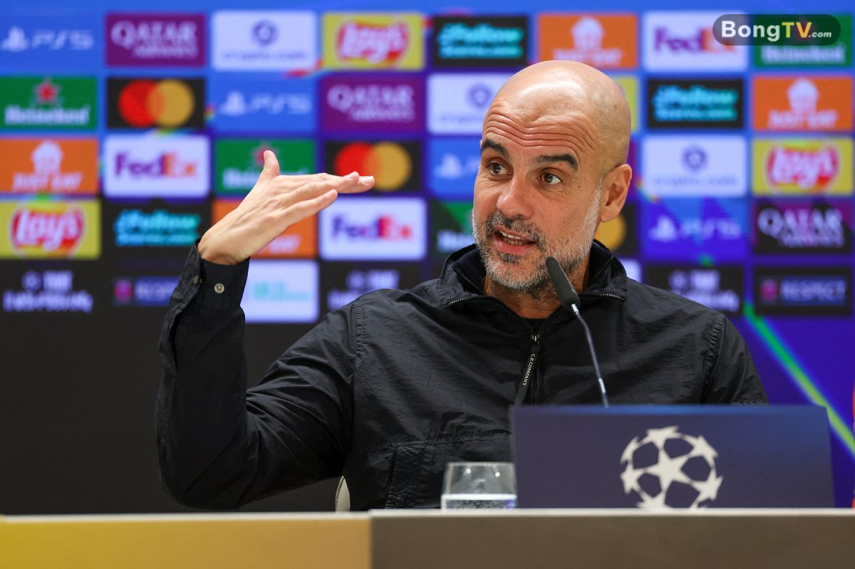 Pep bảo vệ Xabi trước ngày chạm trán.