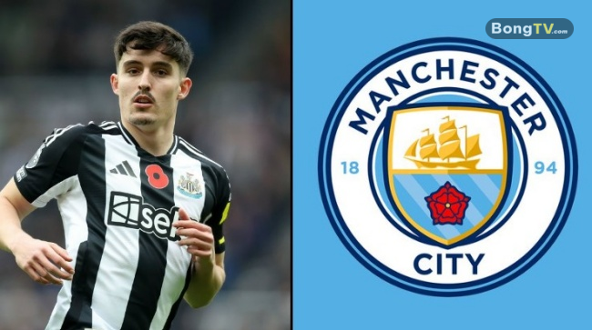 Man City nhắm Livramento.