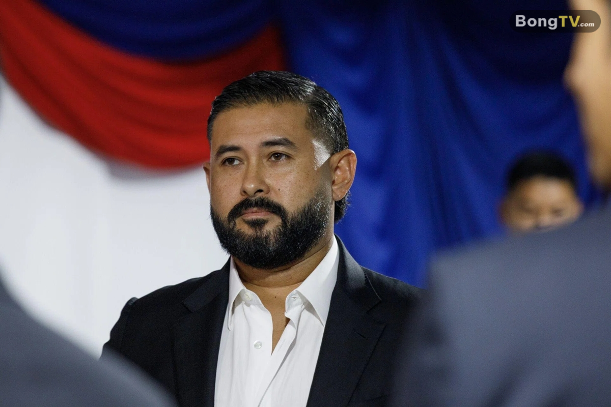 Thân vương Tunku Ismail.