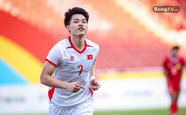 Đình Bắc đang là niềm hy vọng trên hàng công U22 Việt Nam.