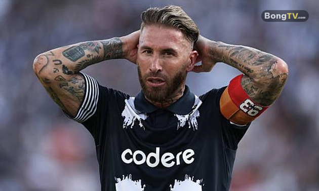 Manchester United không mặn mà với Sergio Ramos.