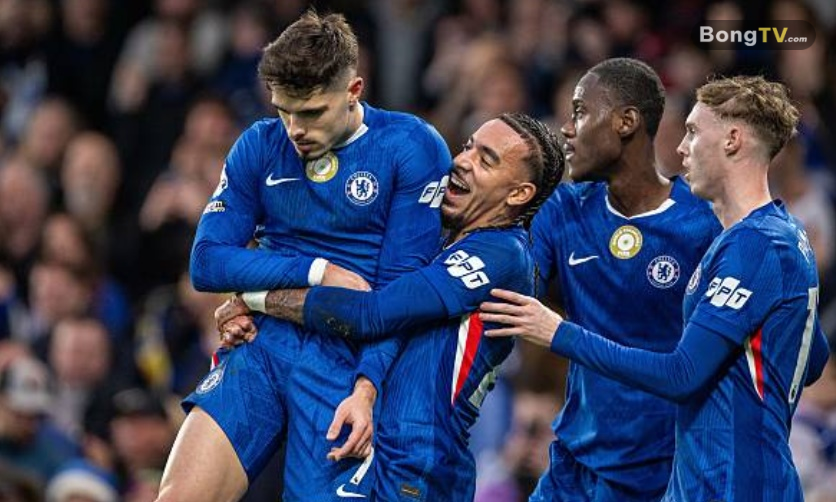 Gusto nhân đôi cách biệt cho đội chủ nhà.