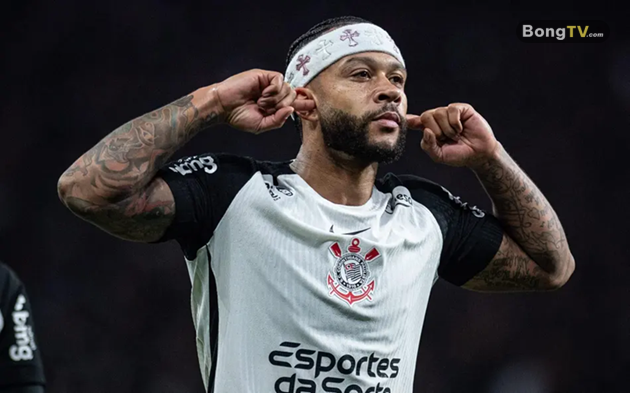 Depay lọt vào tầm ngắm của Liverpool.