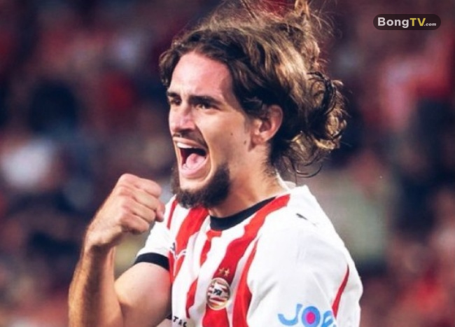 Yarek Gasiorowski là ngọc quý của PSV.