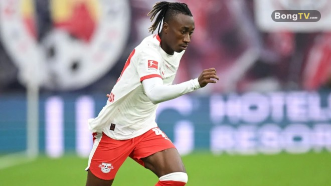 Tottenham quyết đấu Man United giành Yan Diomande.