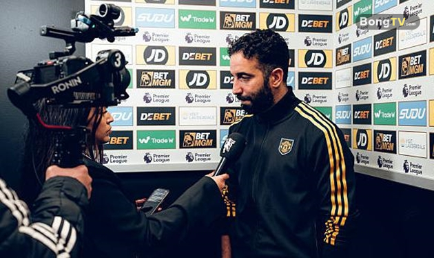 Những phát ngôn trên truyền thông của Ruben Amorim khiến ban lãnh đạo không hài lòng.