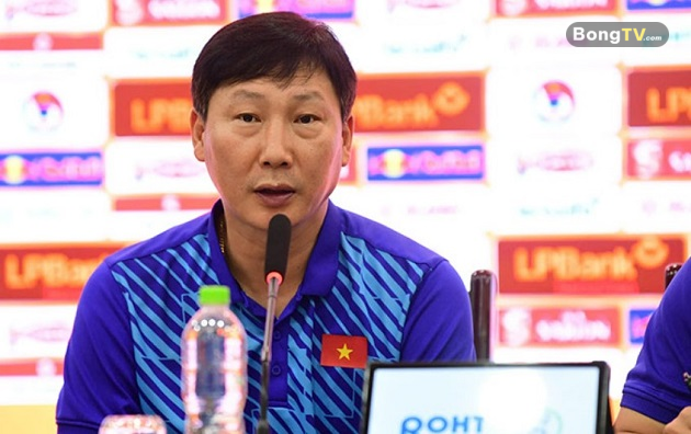HLV Kim Sang-sik hạ quyết tâm cùng U23 Việt Nam.