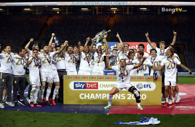 Leeds là nhà vô địch Championship 2020.