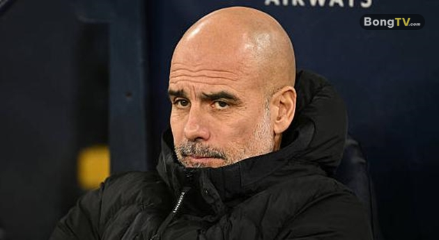 Pep Guardiola đốc thúc các học trò giữa bão chấn thương.