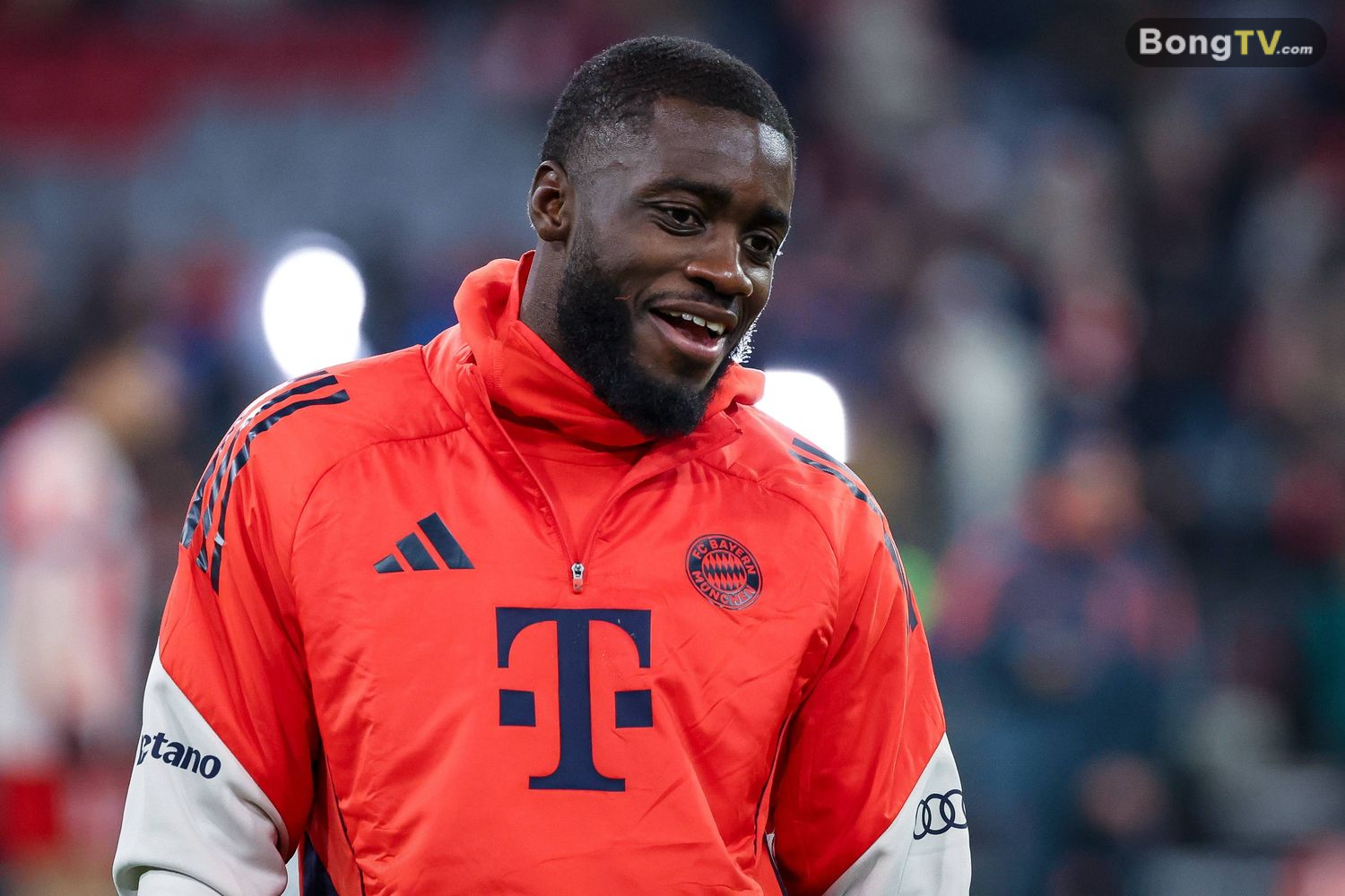 Upamecano sẽ tiếp tục gắn bó với Bayern.