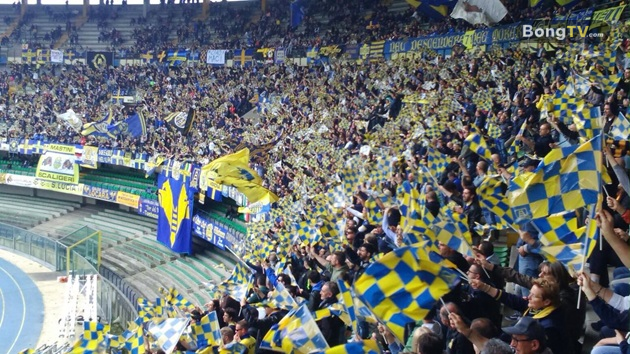 Derby della Scala luôn rất máu lửa.