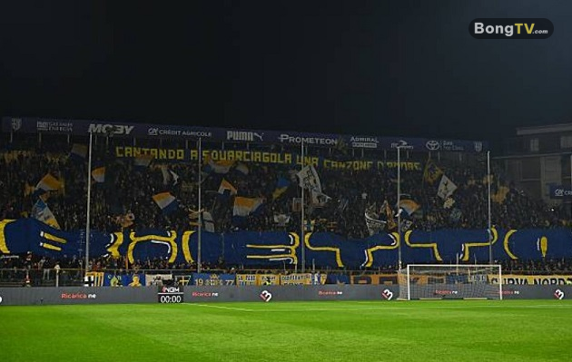 Parma từng có thời gian khó khăn, phải đem bán đấu giá các cúp vô địch trong quá khứ.