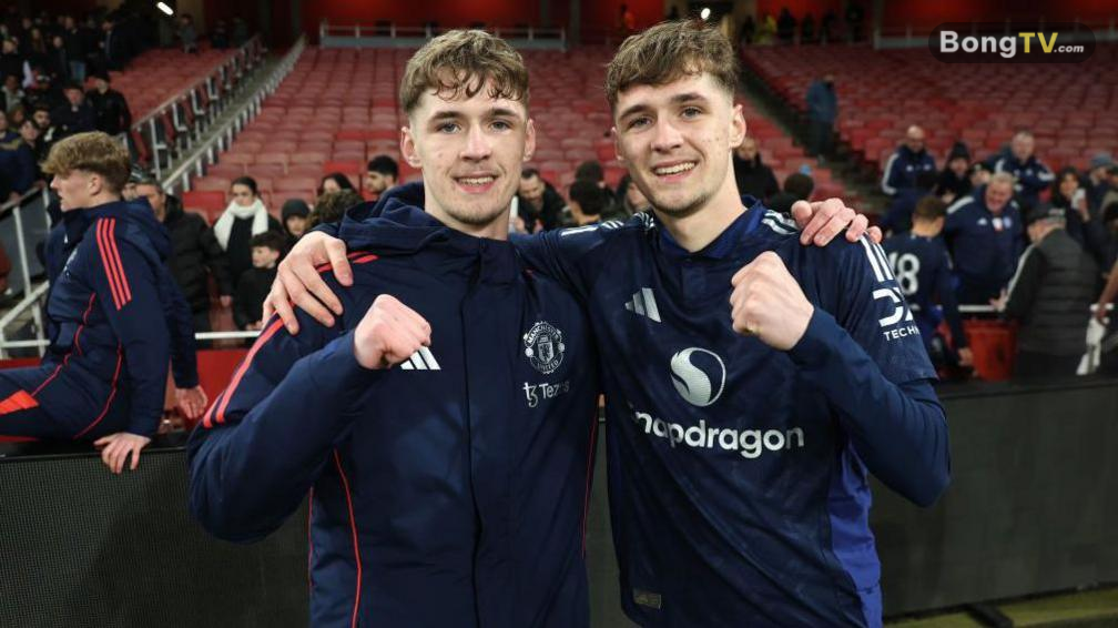 Tyler và Jack Fletcher là 2 tiền vệ triển vọng của Man Utd