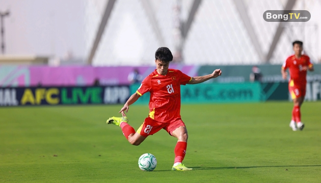 Minh Phúc có những pha xử lý đột biến.