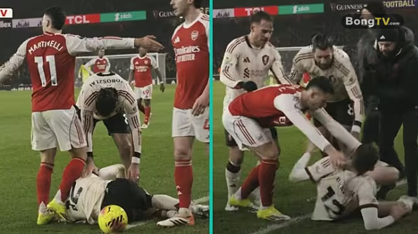 Tình huống đáng chú ý ở những phút cuối trận đấu giữa Arsenal và Liverpool.