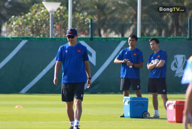 HLV Kim Sang-sik đặt dấu ấn đậm nét với bóng đá Việt Nam.