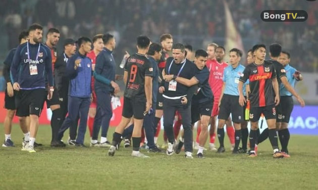 HLV Albadalejo để lại những hình ảnh không đẹp.