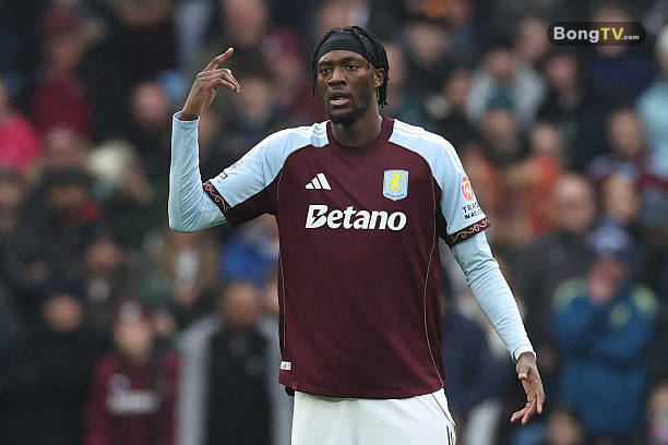 Aston Villa tái ngộ Tammy Abraham.