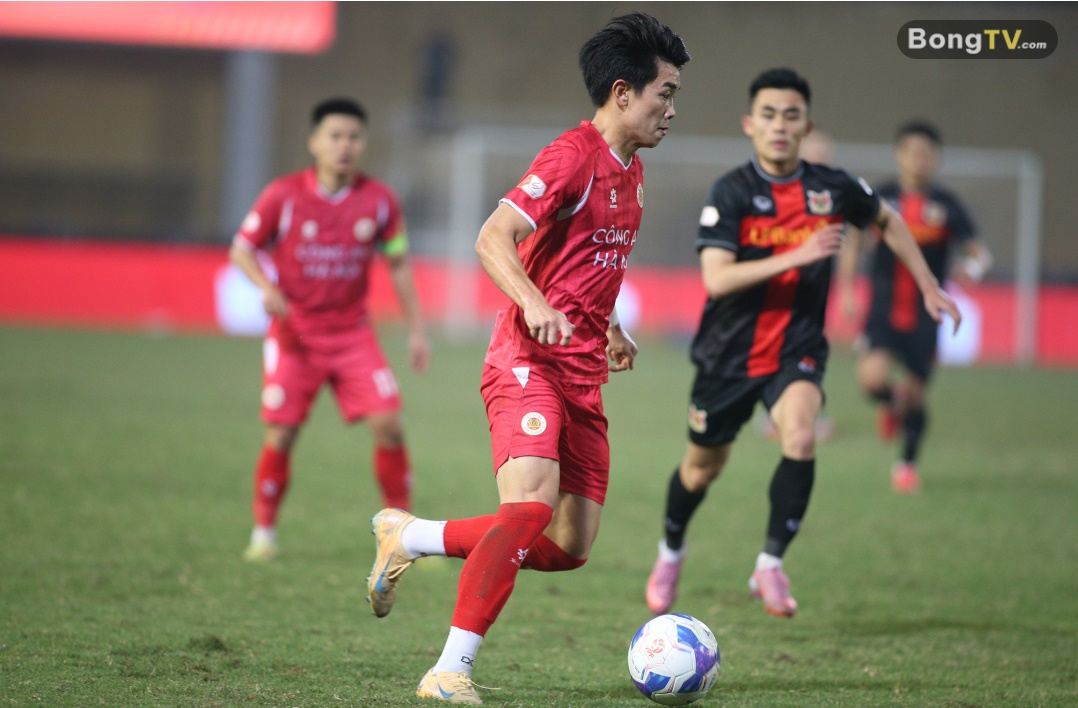 Đình Bắc tập trung cống hiến cho màu áo CLB.