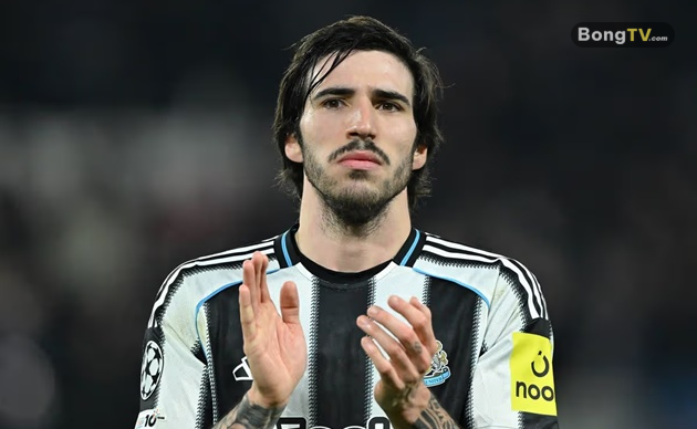 Đại diện Tonali tự tiếp cận Arsenal.